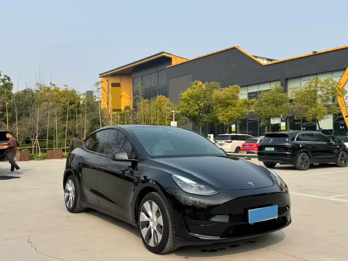 2022 Tesla Model Y BEV 60KWH,autocango,china used car exporter,china ev exporter,chinese used car exporter,chinese used ev exporter