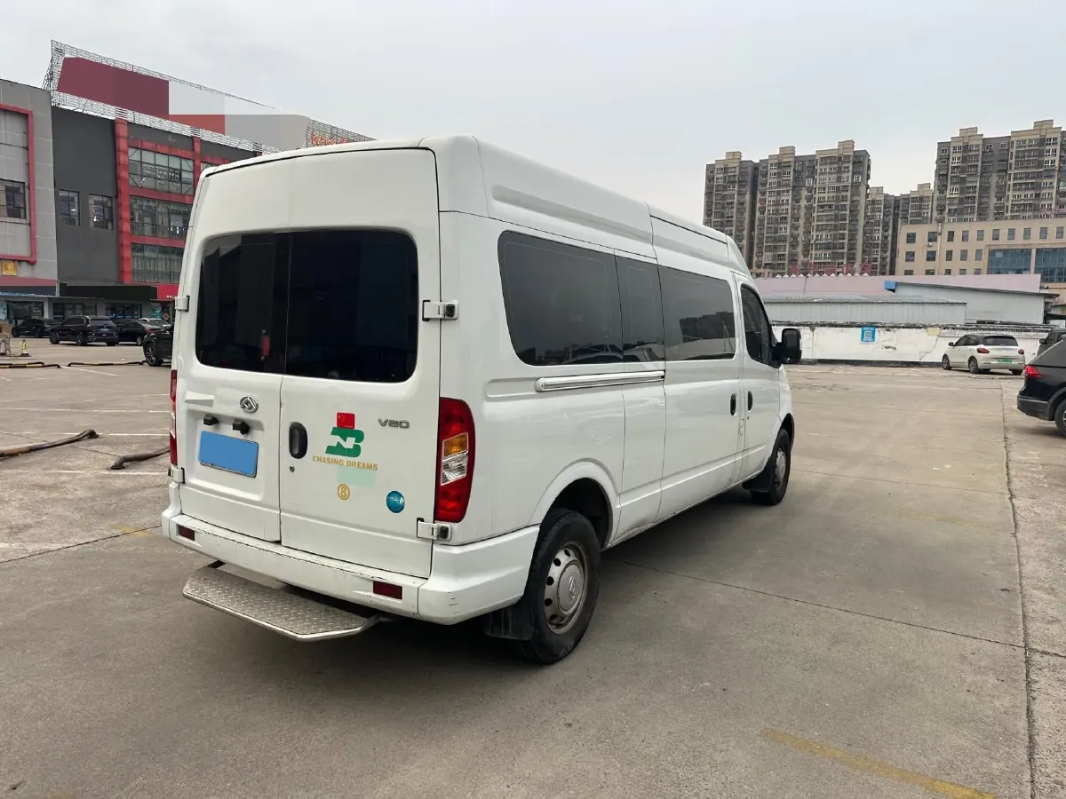 2021 MAXUS XinTu V80 2.0T 127HP L4 6MT,autocango,china used car exporter,china ev exporter,chinese used car exporter,chinese used ev exporter