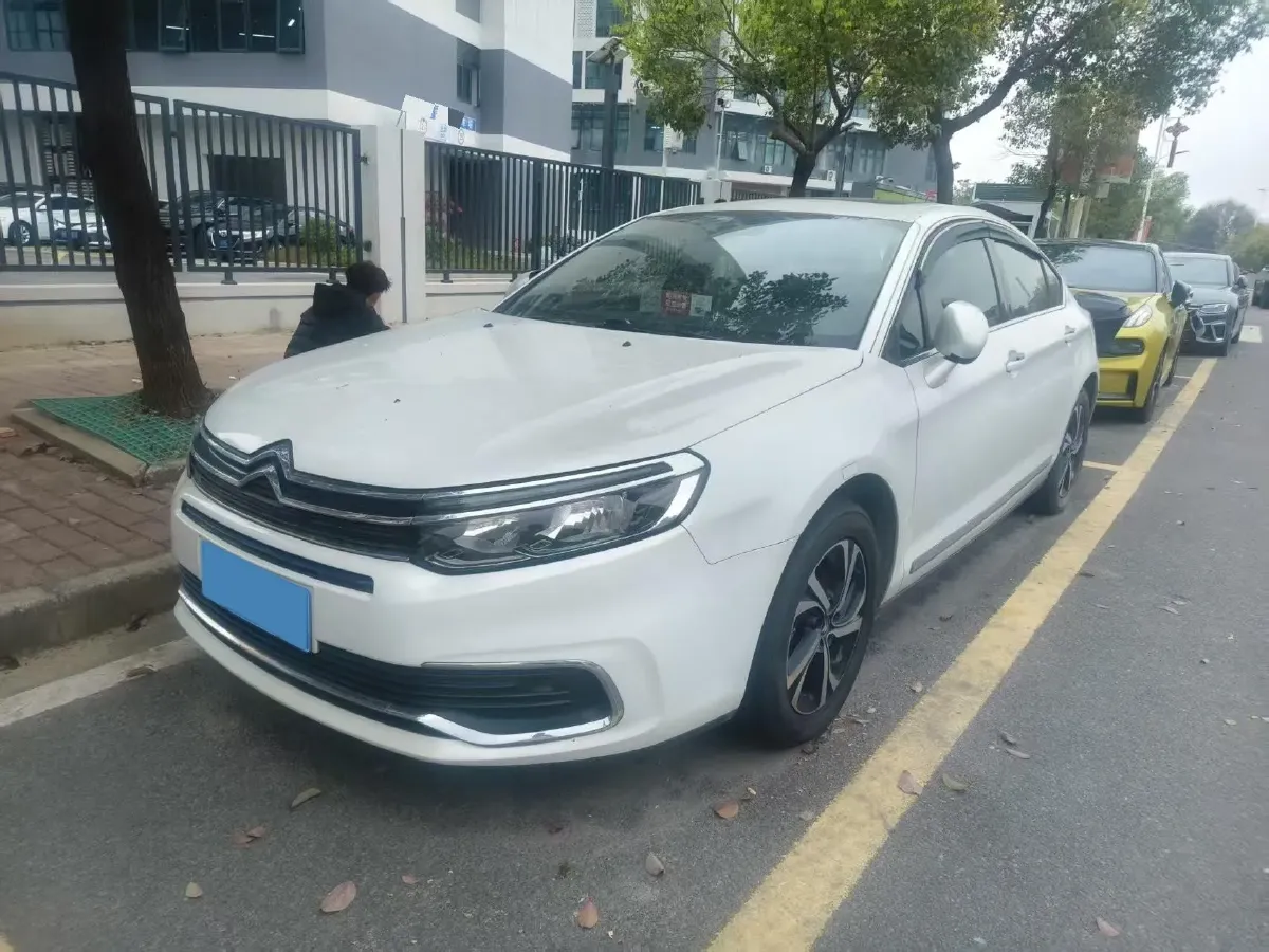 2017 Citroen C5 1.6T 167HP L4 6AT,autocango,china used car exporter,china ev exporter,chinese used car exporter,chinese used ev exporter