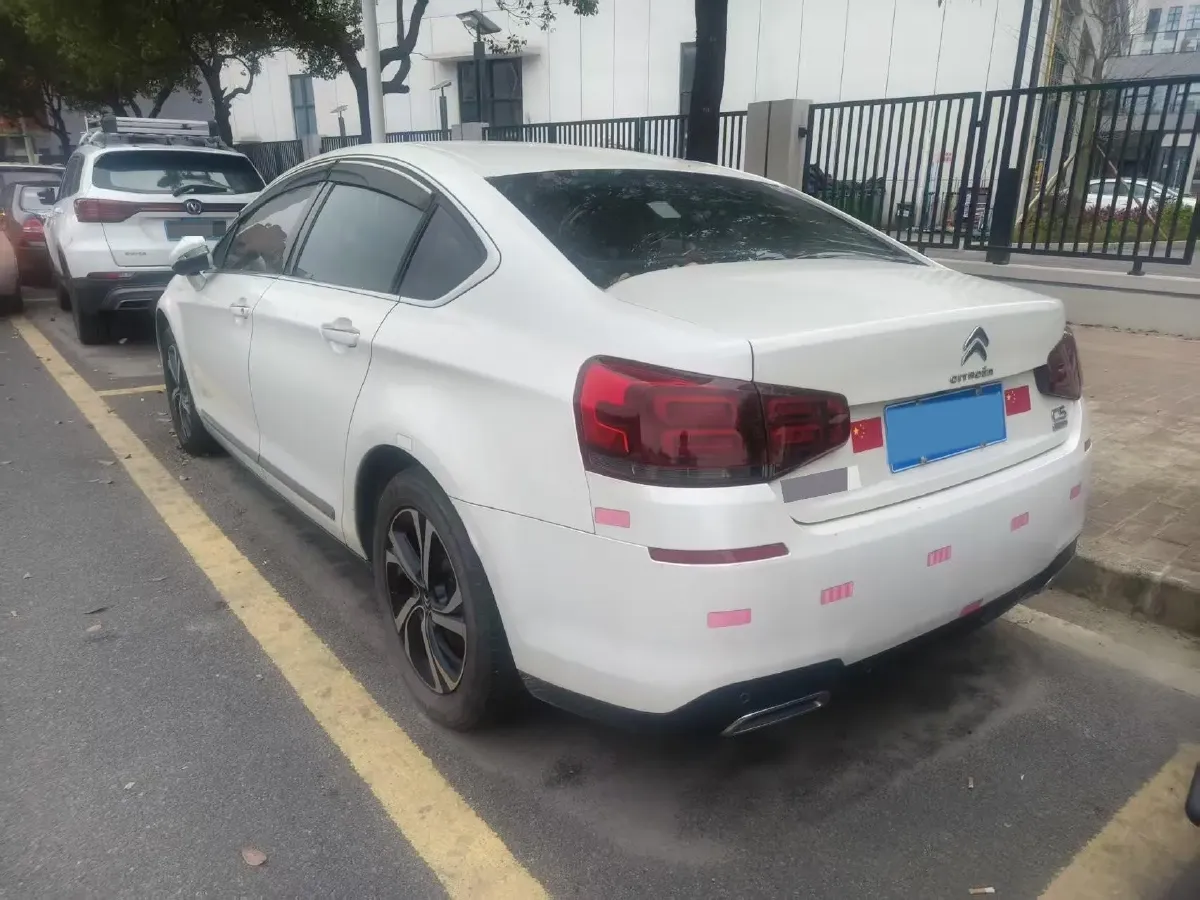 2017 Citroen C5 1.6T 167HP L4 6AT,autocango,china used car exporter,china ev exporter,chinese used car exporter,chinese used ev exporter