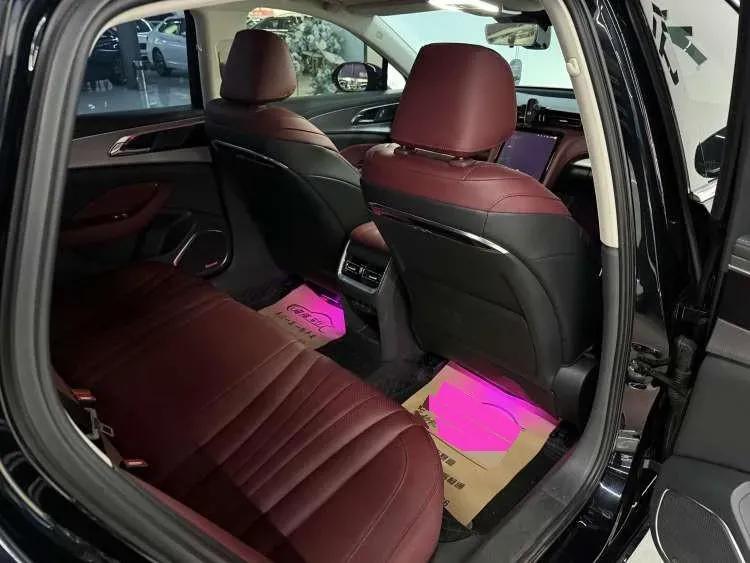 2023 HongQi H5 1.5T 169HP L4 7DCT,autocango,china used car exporter,china ev exporter,chinese used car exporter,chinese used ev exporter