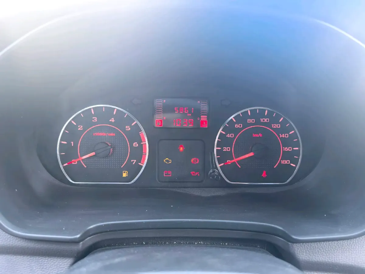 2022 JinBei Little Sea Lion X30 1.5L 102HP L4 5MT,autocango,china used car exporter,china ev exporter,chinese used car exporter,chinese used ev exporter