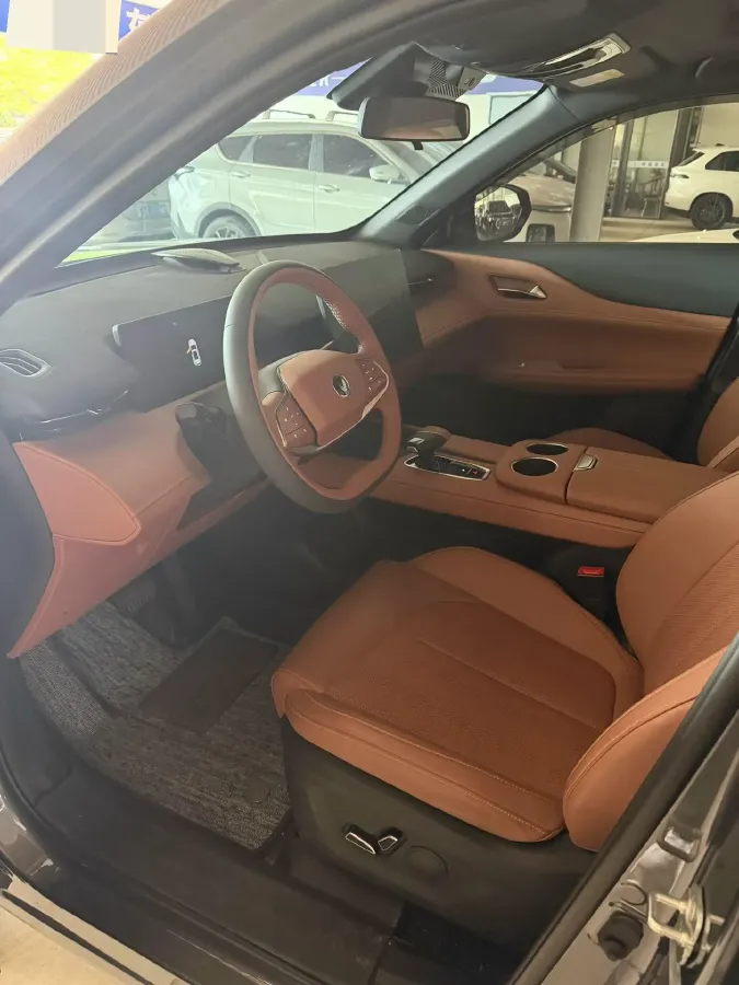 2025 ChangAn UNI-Z 1.5L 98HP L4 E-CVT PHEV,autocango,china used car exporter,china ev exporter,chinese used car exporter,chinese used ev exporter