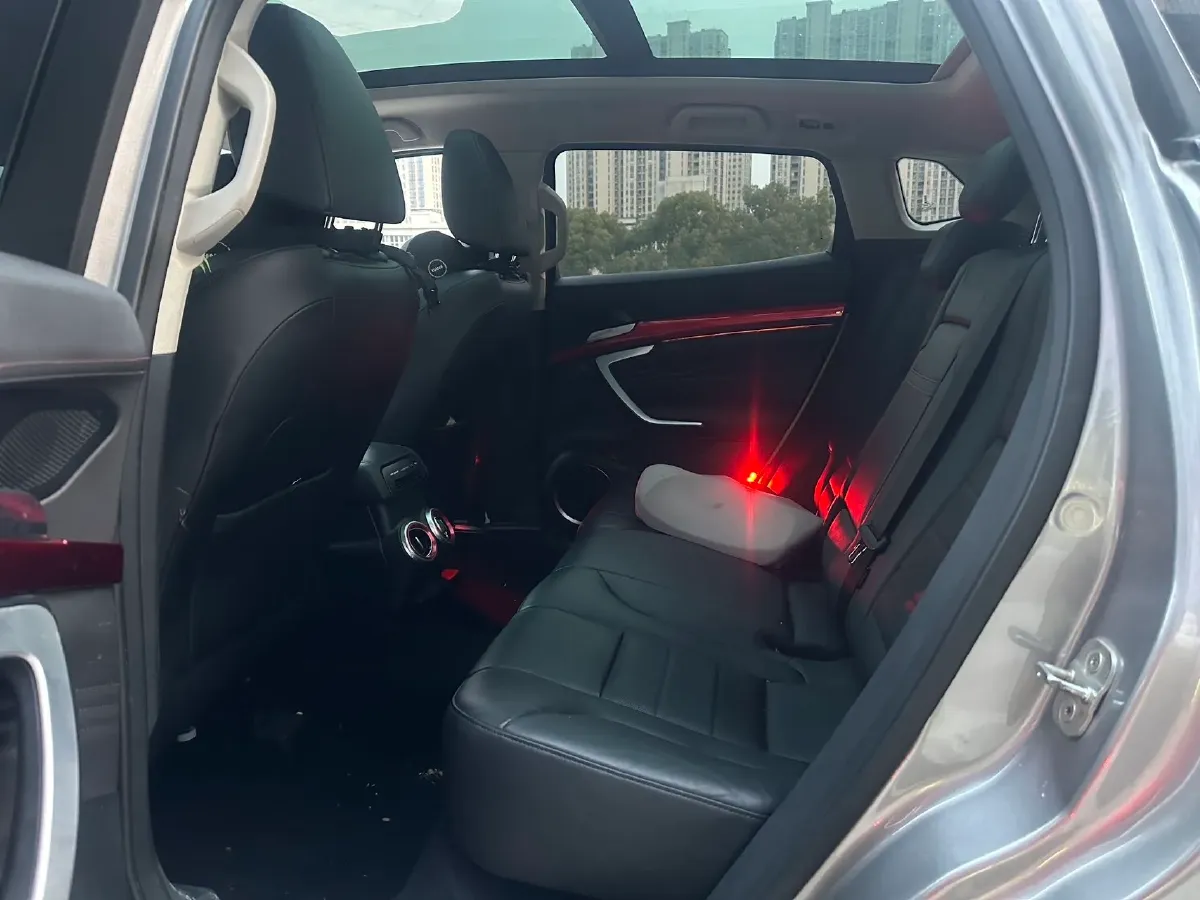 2017 WEY VV7 2.0T 234HP L4 7DCT,autocango,china used car exporter,china ev exporter,chinese used car exporter,chinese used ev exporter