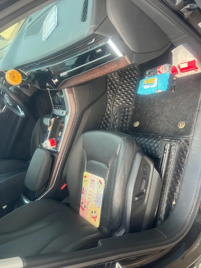 2023 Audi Q7 2.0T 265HP L4 8AT,autocango,china used car exporter,china ev exporter,chinese used car exporter,chinese used ev exporter