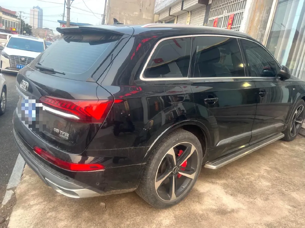 2023 Audi Q7 2.0T 265HP L4 8AT,autocango,china used car exporter,china ev exporter,chinese used car exporter,chinese used ev exporter