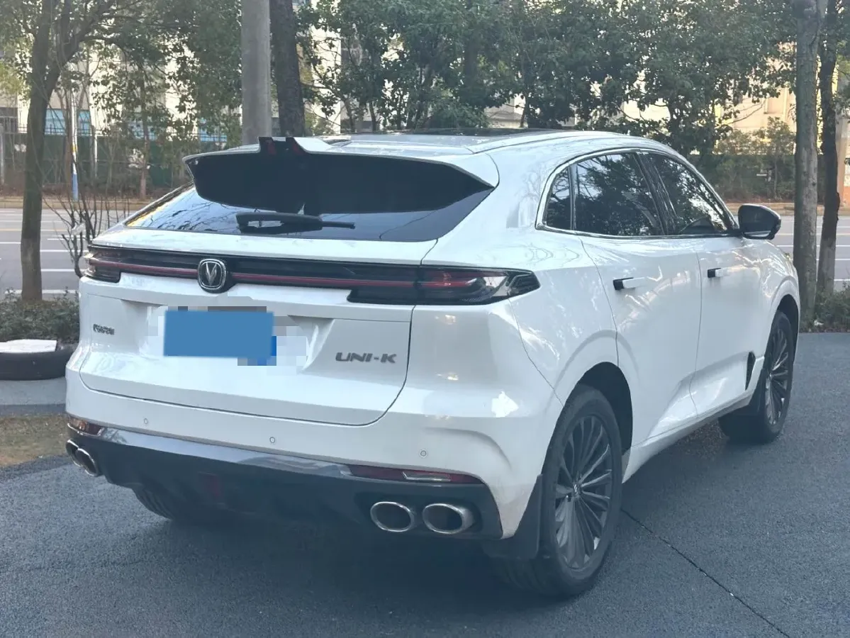 2021 ChangAn UNI-K 2.0T 233HP L4 8AT,autocango,china used car exporter,china ev exporter,chinese used car exporter,chinese used ev exporter