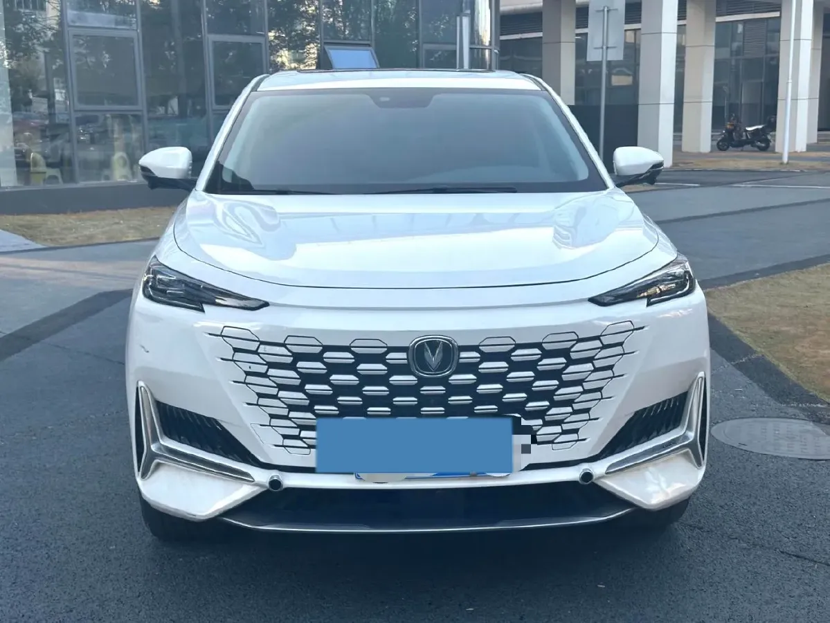 2021 ChangAn UNI-K 2.0T 233HP L4 8AT,autocango,china used car exporter,china ev exporter,chinese used car exporter,chinese used ev exporter