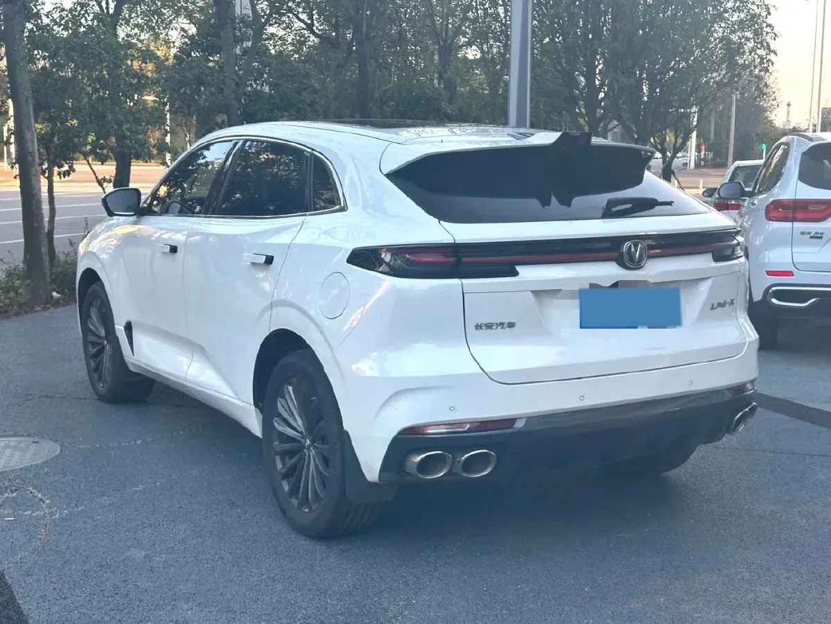 2021 ChangAn UNI-K 2.0T 233HP L4 8AT,autocango,china used car exporter,china ev exporter,chinese used car exporter,chinese used ev exporter