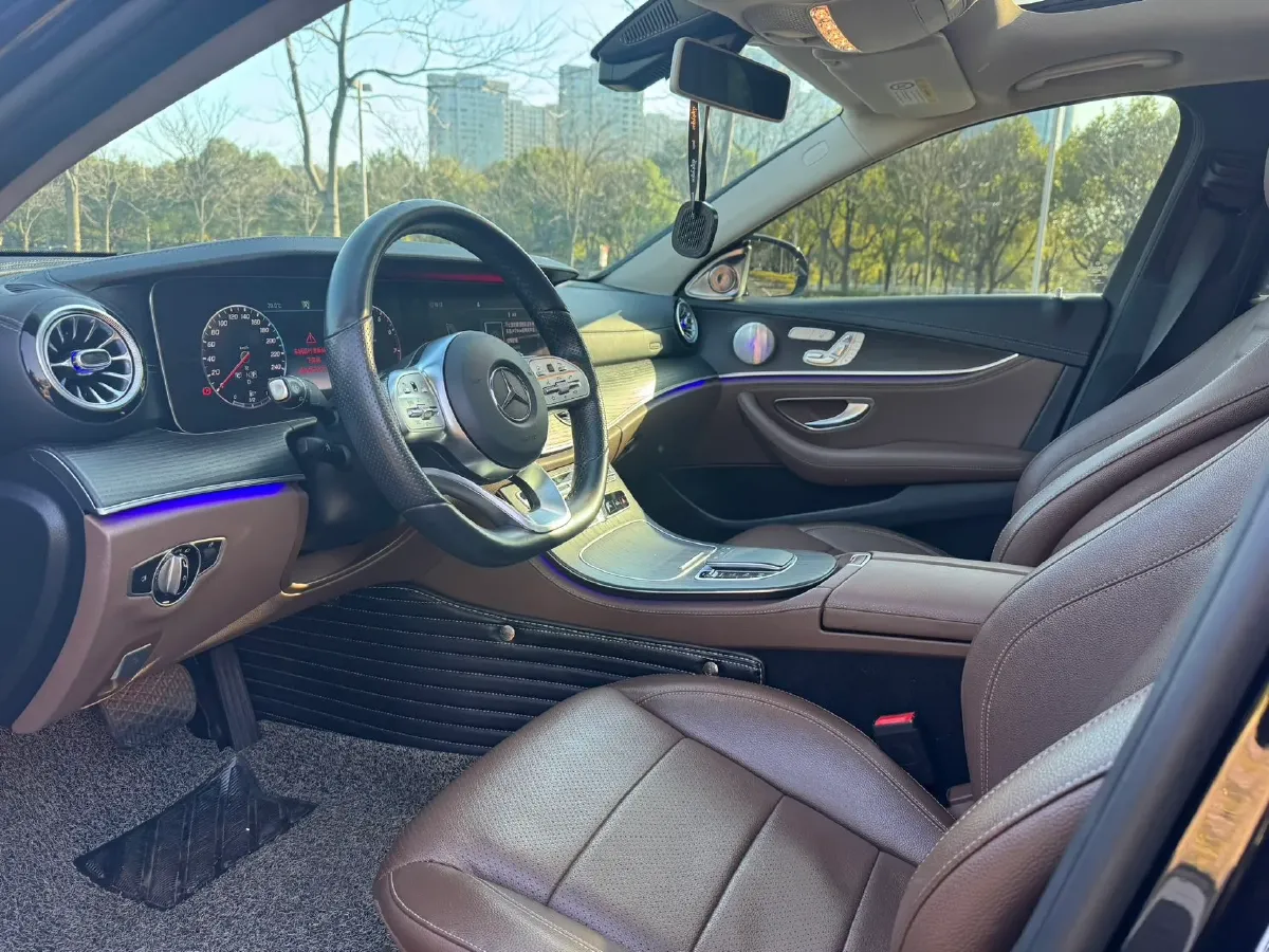 2020 Mercedes-Benz E Class 2.0T 258HP L4 9AT,autocango,china used car exporter,china ev exporter,chinese used car exporter,chinese used ev exporter