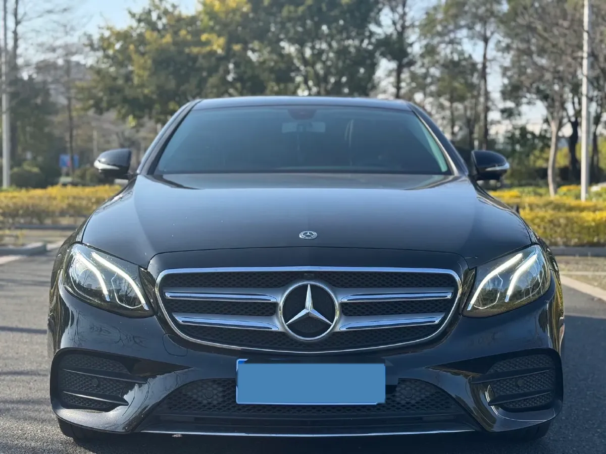 2020 Mercedes-Benz E Class 2.0T 258HP L4 9AT,autocango,china used car exporter,china ev exporter,chinese used car exporter,chinese used ev exporter
