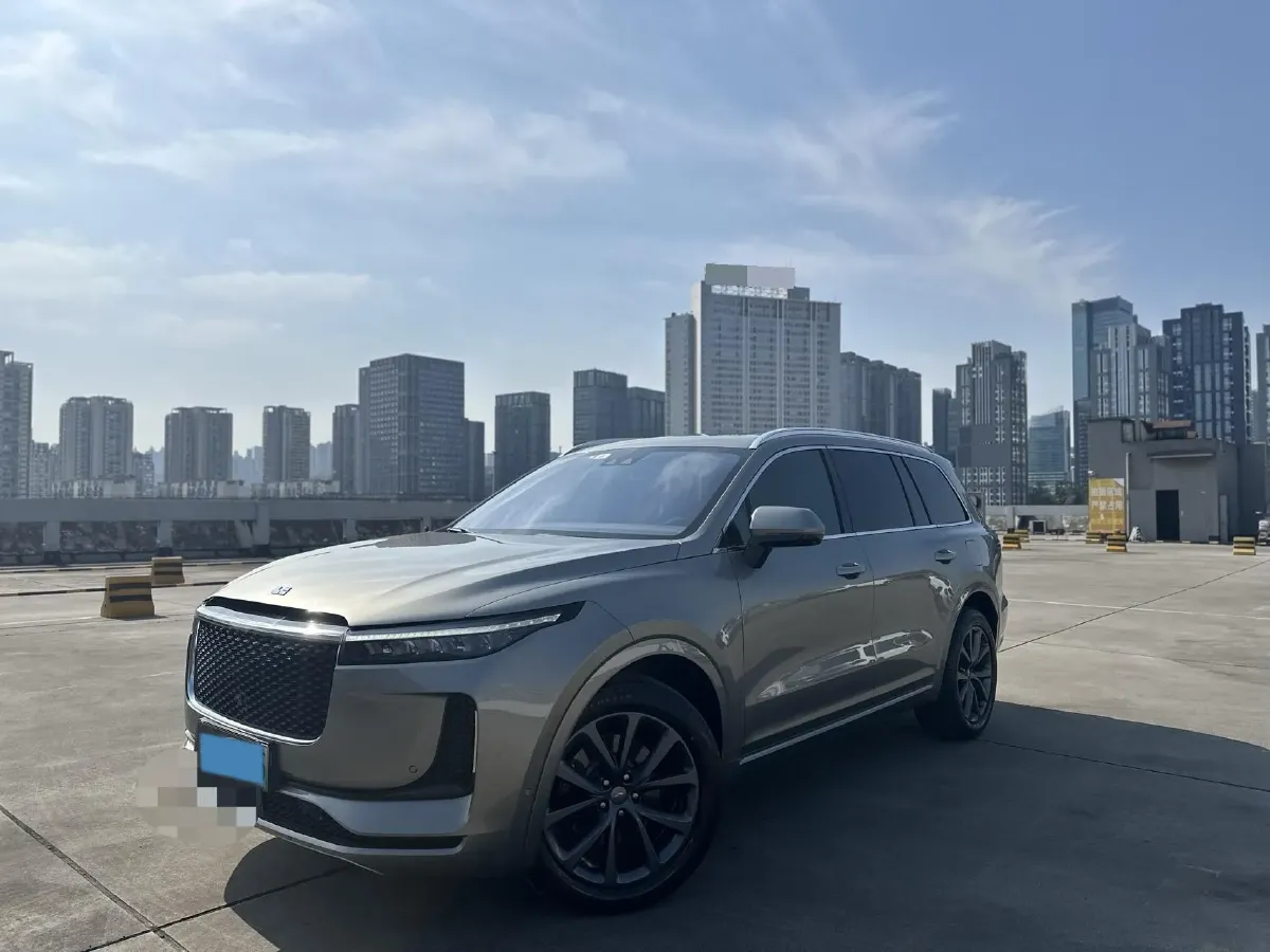 2020 Li ONE Range Extended 131HP REEV 40.5KWH,autocango,china used car exporter,china ev exporter,chinese used car exporter,chinese used ev exporter