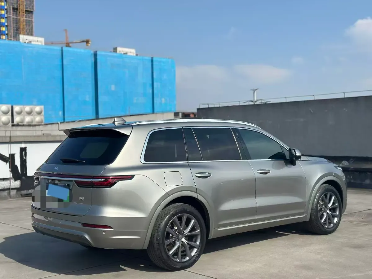 2020 Li ONE Range Extended 131HP REEV 40.5KWH,autocango,china used car exporter,china ev exporter,chinese used car exporter,chinese used ev exporter