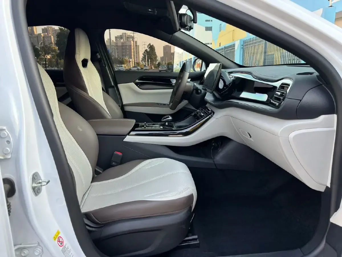 2024 BYD Qin Plus 1.5L 110HP L4 E-CVT PHEV 8.32KWH,autocango,china used car exporter,china ev exporter,chinese used car exporter,chinese used ev exporter