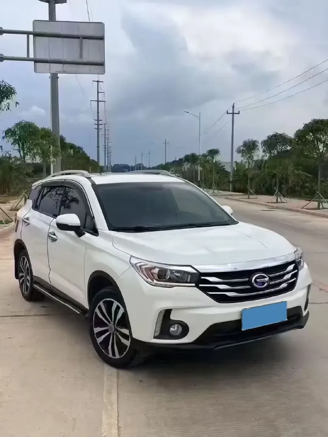 2017 GAC Trumpchi GS4 1.5T 152HP L4 5MT,autocango,china used car exporter,china ev exporter,chinese used car exporter,chinese used ev exporter