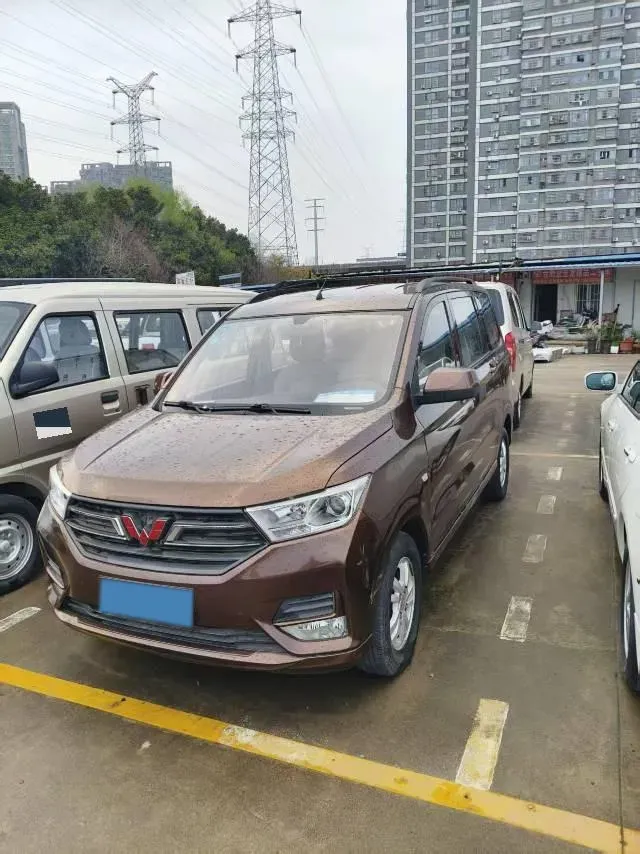 2019 WuLing HongGuang 1.5L 99HP L4 6MT,autocango,china used car exporter,china ev exporter,chinese used car exporter,chinese used ev exporter