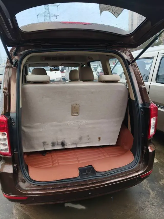 2019 WuLing HongGuang 1.5L 99HP L4 6MT,autocango,china used car exporter,china ev exporter,chinese used car exporter,chinese used ev exporter