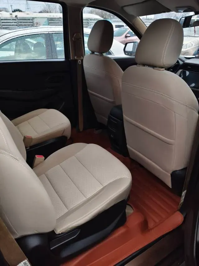 2019 WuLing HongGuang 1.5L 99HP L4 6MT,autocango,china used car exporter,china ev exporter,chinese used car exporter,chinese used ev exporter