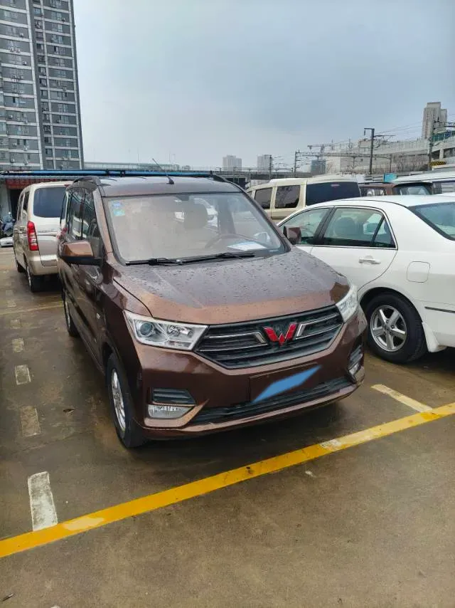 2019 WuLing HongGuang 1.5L 99HP L4 6MT,autocango,china used car exporter,china ev exporter,chinese used car exporter,chinese used ev exporter