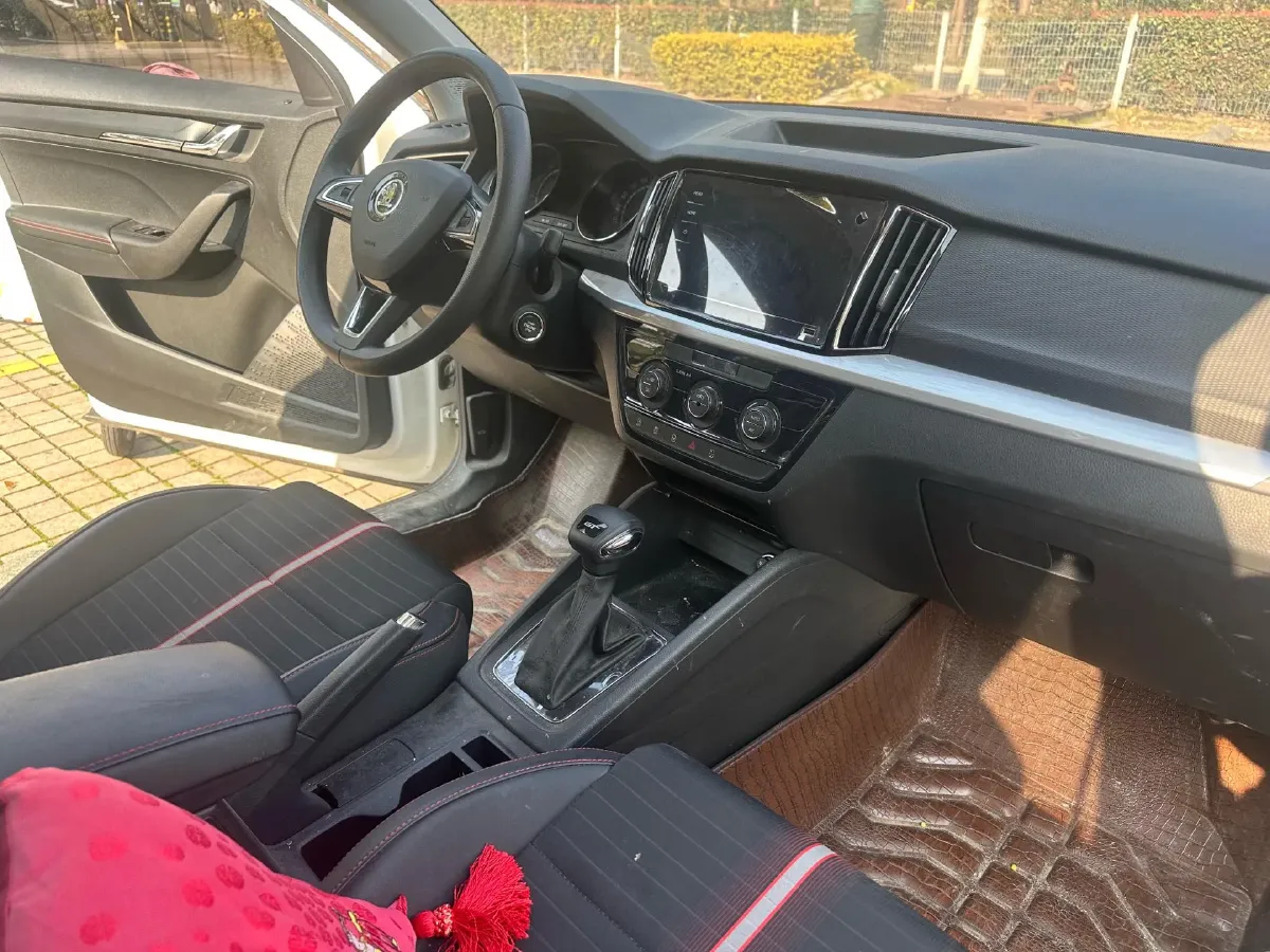 2020 BMW 5 Series 2.0T 184HP L4 8AT,autocango,china used car exporter,china ev exporter,chinese used car exporter,chinese used ev exporter