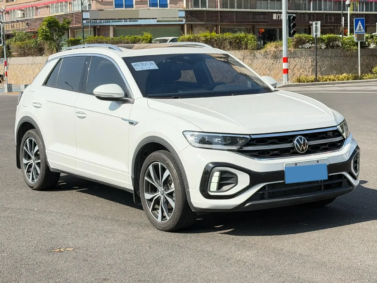 2023 Volkswagen T-Roc 1.5T 160HP L4 7DCT,autocango,china used car exporter,china ev exporter,chinese used car exporter,chinese used ev exporter
