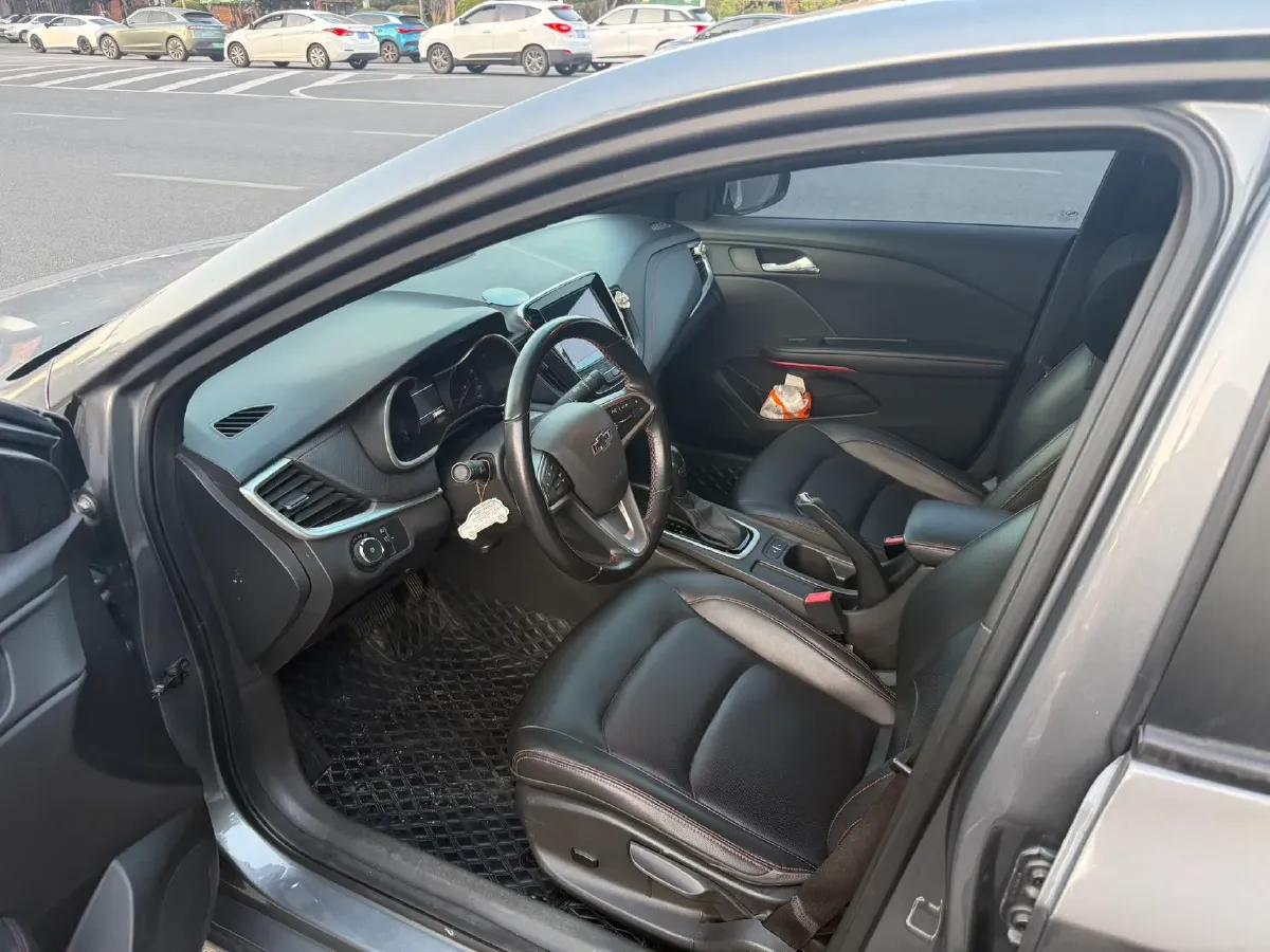 2019 Chevrolet Monza 1.3T 163HP L3 6AT,autocango,china used car exporter,china ev exporter,chinese used car exporter,chinese used ev exporter