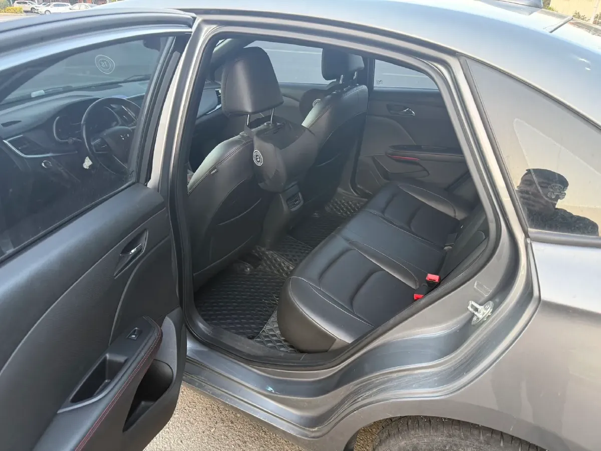 2019 Chevrolet Monza 1.3T 163HP L3 6AT,autocango,china used car exporter,china ev exporter,chinese used car exporter,chinese used ev exporter