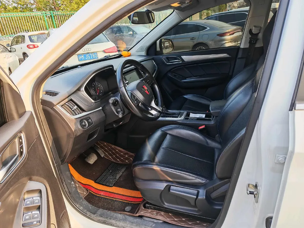 2020 Roewe i6 1.5T 169HP L4 7DCT,autocango,china used car exporter,china ev exporter,chinese used car exporter,chinese used ev exporter