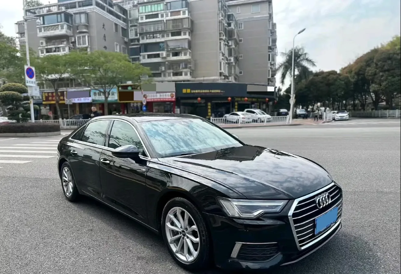 2022 Audi A6L 2.0T 190HP L4 7DCT,autocango,china used car exporter,china ev exporter,chinese used car exporter,chinese used ev exporter