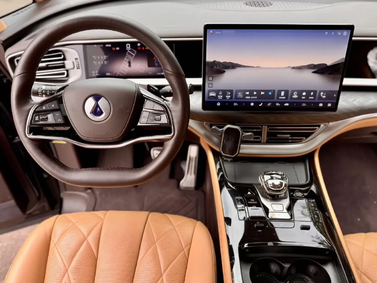 2025 Denza D9 1.5T 156HP L4 E-CVT PHEV 40KWH,autocango,china used car exporter,china ev exporter,chinese used car exporter,chinese used ev exporter