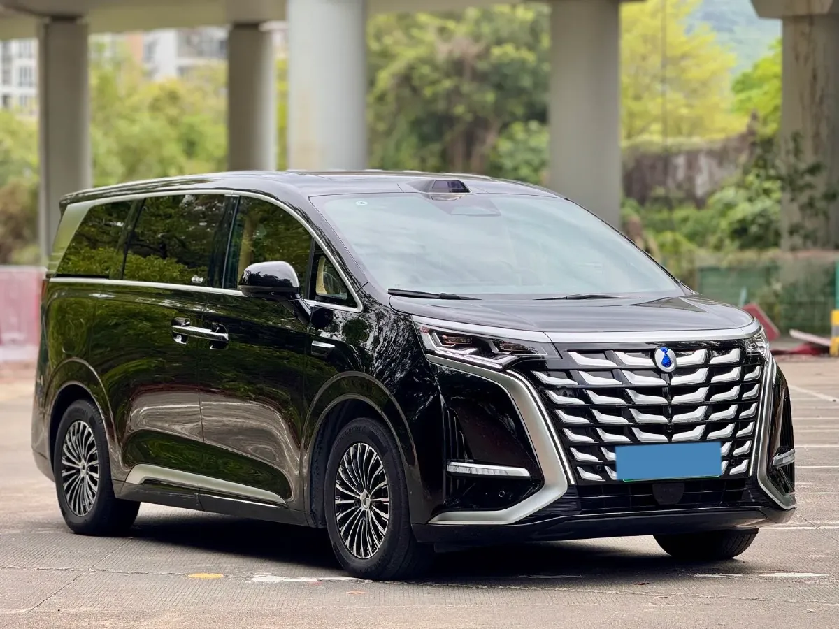 2025 Denza D9 1.5T 156HP L4 E-CVT PHEV 40KWH,autocango,china used car exporter,china ev exporter,chinese used car exporter,chinese used ev exporter