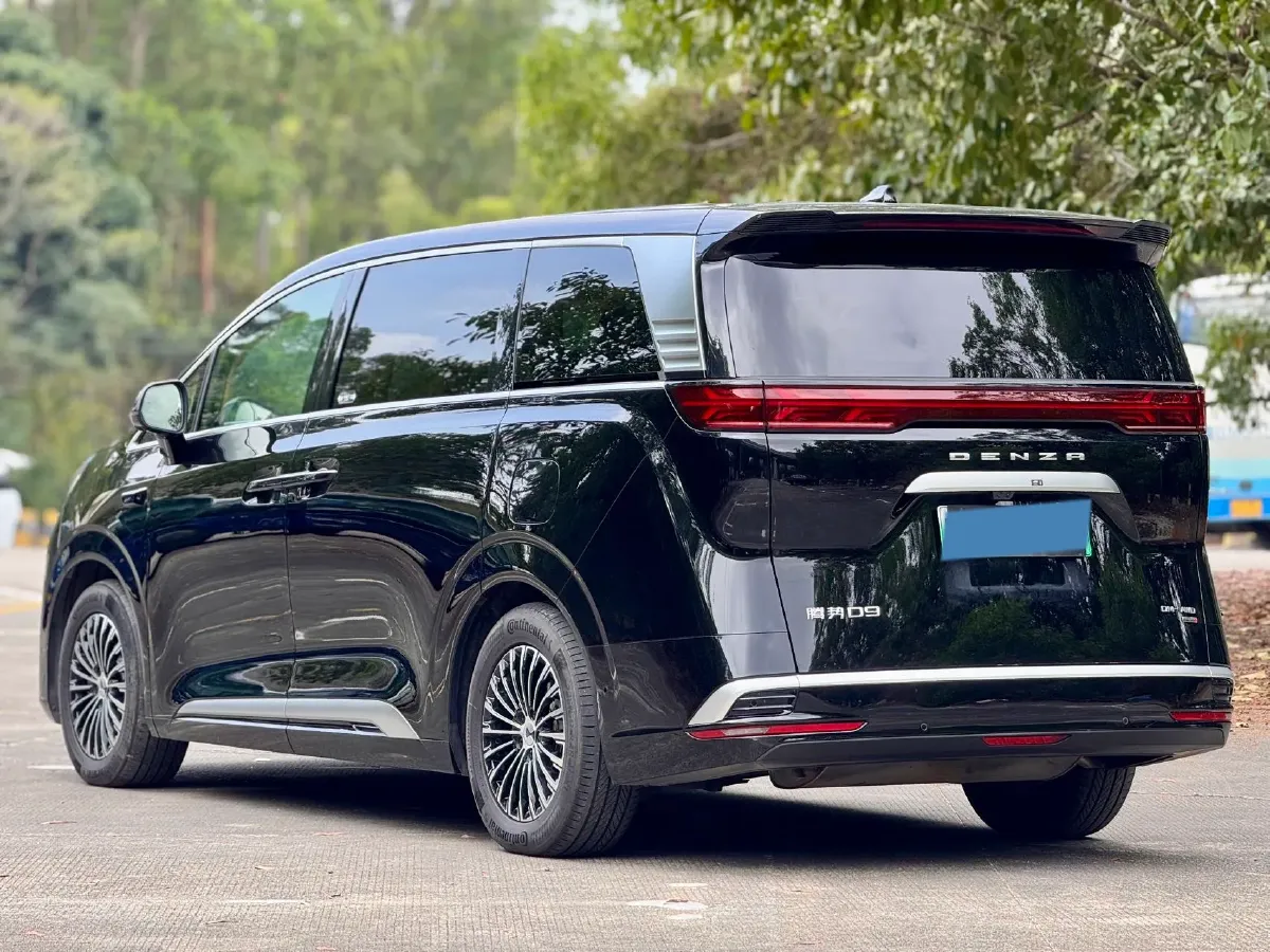 2025 Denza D9 1.5T 156HP L4 E-CVT PHEV 40KWH,autocango,china used car exporter,china ev exporter,chinese used car exporter,chinese used ev exporter