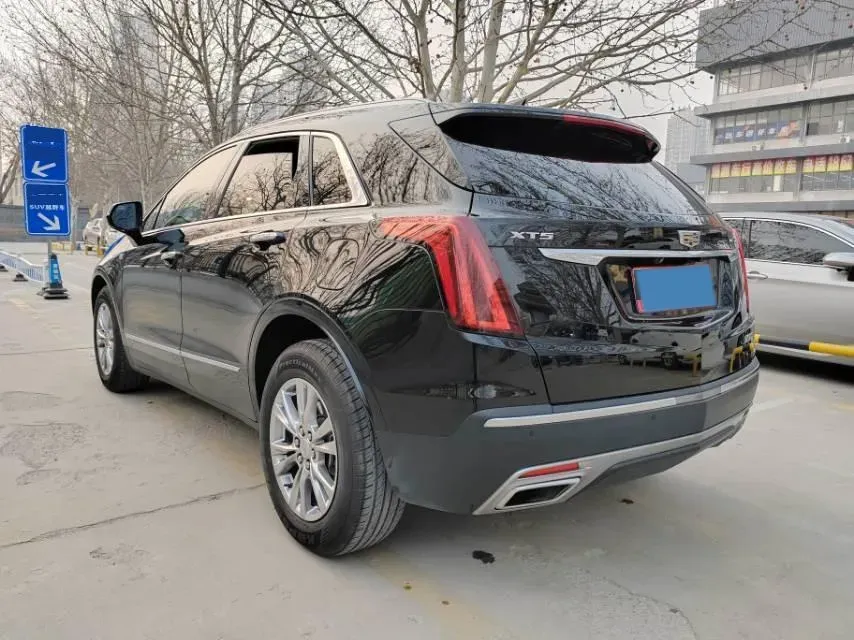 2021 Cadillac XT5 2.0T 237HP L4 9AT,autocango,china used car exporter,china ev exporter,chinese used car exporter,chinese used ev exporter