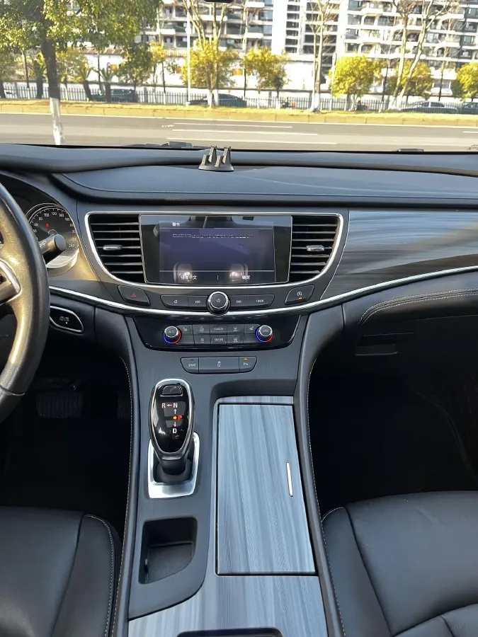 2020 Buick Larcosse 2.0T 237HP L4 9AT,autocango,china used car exporter,china ev exporter,chinese used car exporter,chinese used ev exporter