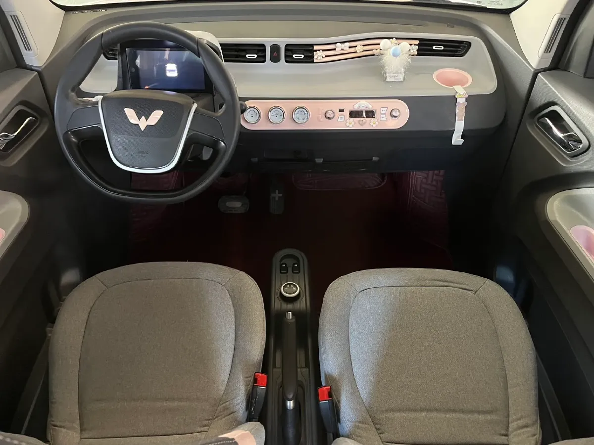 2021 WuLing HongGuang MINI EV BEV 9.3KWH,autocango,china used car exporter,china ev exporter,chinese used car exporter,chinese used ev exporter