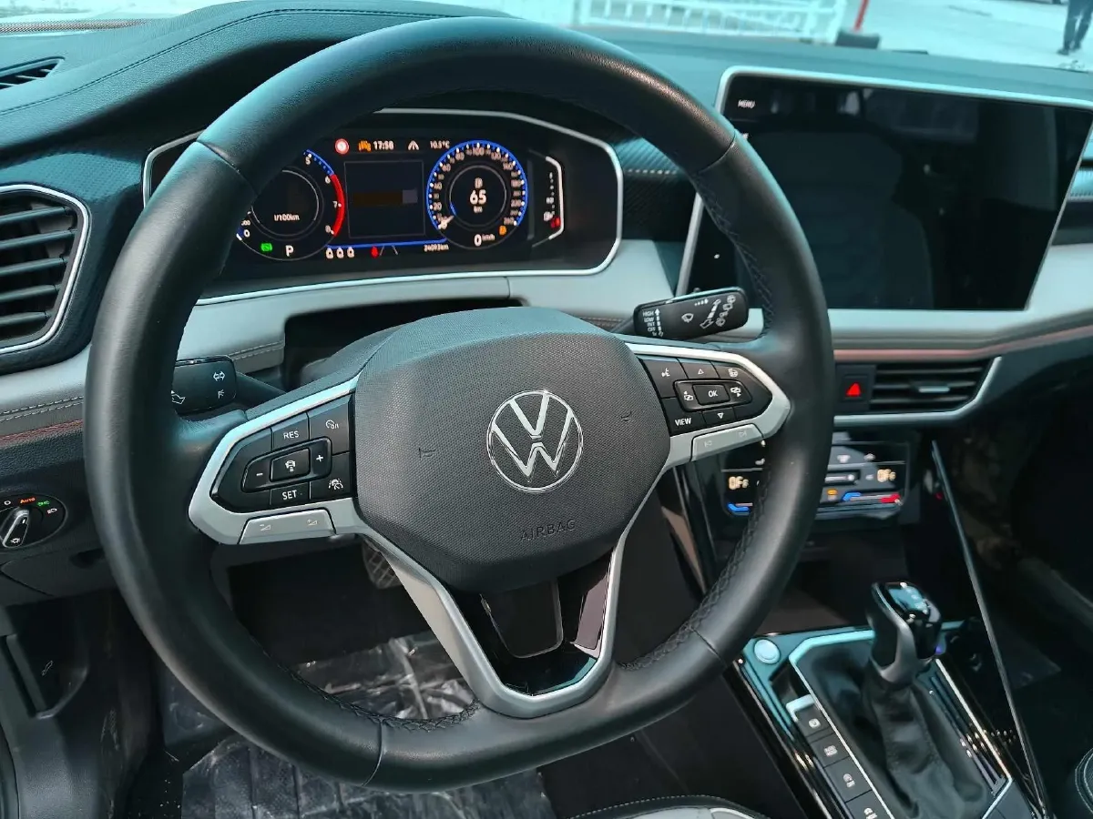 2023 Volkswagen Tayron 1.4T 150HP L4 7DCT,autocango,china used car exporter,china ev exporter,chinese used car exporter,chinese used ev exporter