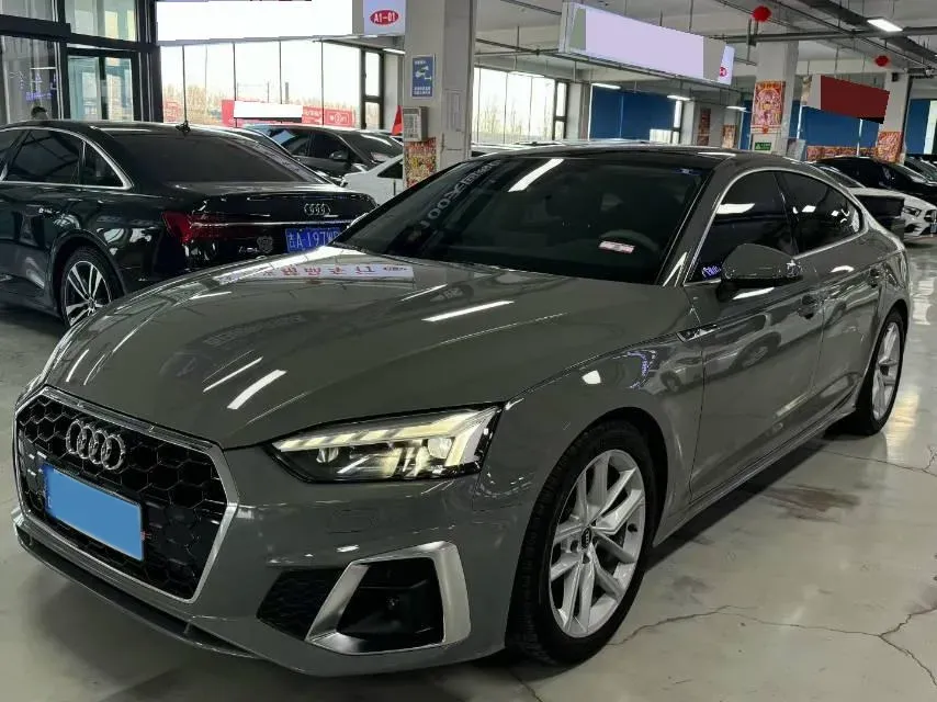 2022 Audi A5 2.0T 204HP L4 7DCT,autocango,china used car exporter,china ev exporter,chinese used car exporter,chinese used ev exporter