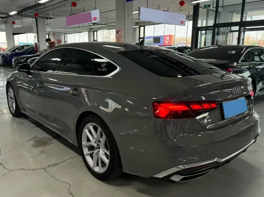 2022 Audi A5 2.0T 204HP L4 7DCT,autocango,china used car exporter,china ev exporter,chinese used car exporter,chinese used ev exporter