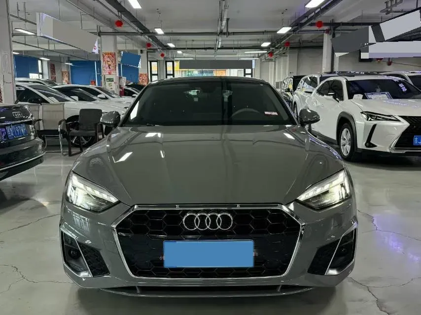 2022 Audi A5 2.0T 204HP L4 7DCT,autocango,china used car exporter,china ev exporter,chinese used car exporter,chinese used ev exporter