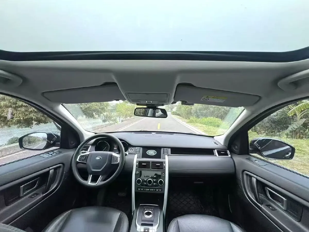 2018 Land Rover Discovery Sport 2.0T 241HP L4 9AT,autocango,china used car exporter,china ev exporter,chinese used car exporter,chinese used ev exporter