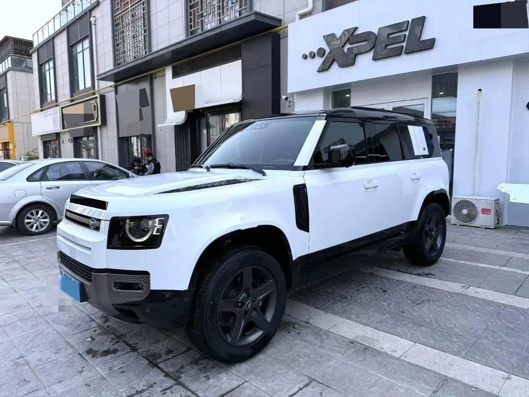 2024 Land Rover Defender 3.0T 400HP L6 8AT,autocango,china used car exporter,china ev exporter,chinese used car exporter,chinese used ev exporter