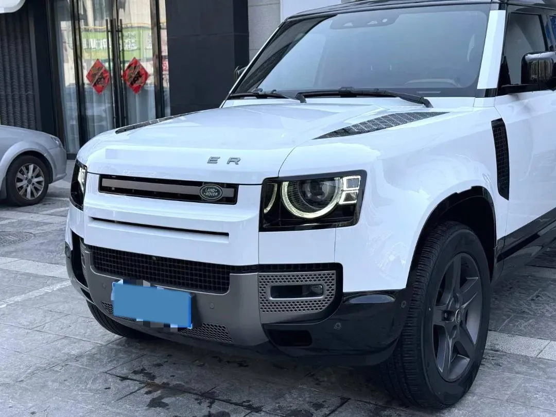 2024 Land Rover Defender 3.0T 400HP L6 8AT,autocango,china used car exporter,china ev exporter,chinese used car exporter,chinese used ev exporter