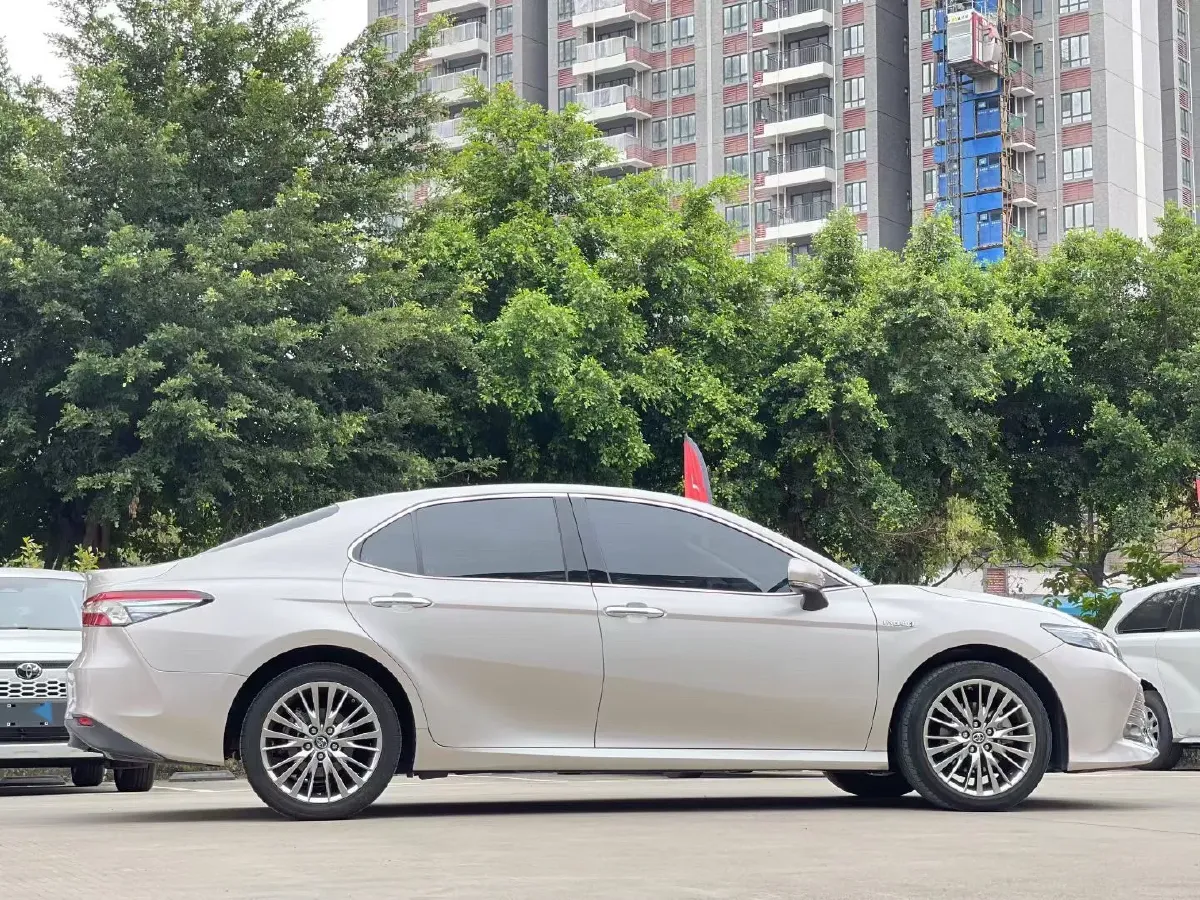 2019 Toyota Camry 2.5L 178HP L4 E-CVT Hybrid,autocango,china used car exporter,china ev exporter,chinese used car exporter,chinese used ev exporter