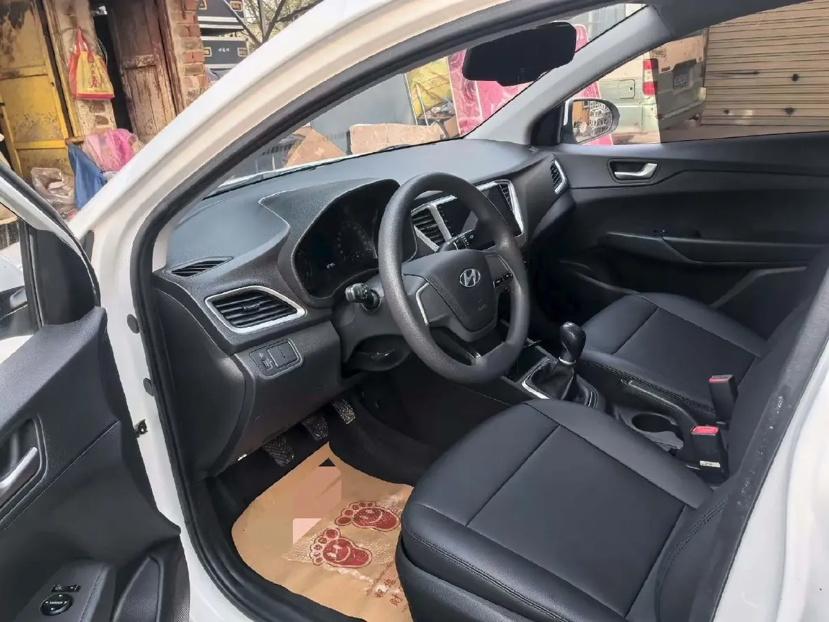 2016 Hyundai Verna 1.4L 100HP L4 6MT,autocango,china used car exporter,china ev exporter,chinese used car exporter,chinese used ev exporter