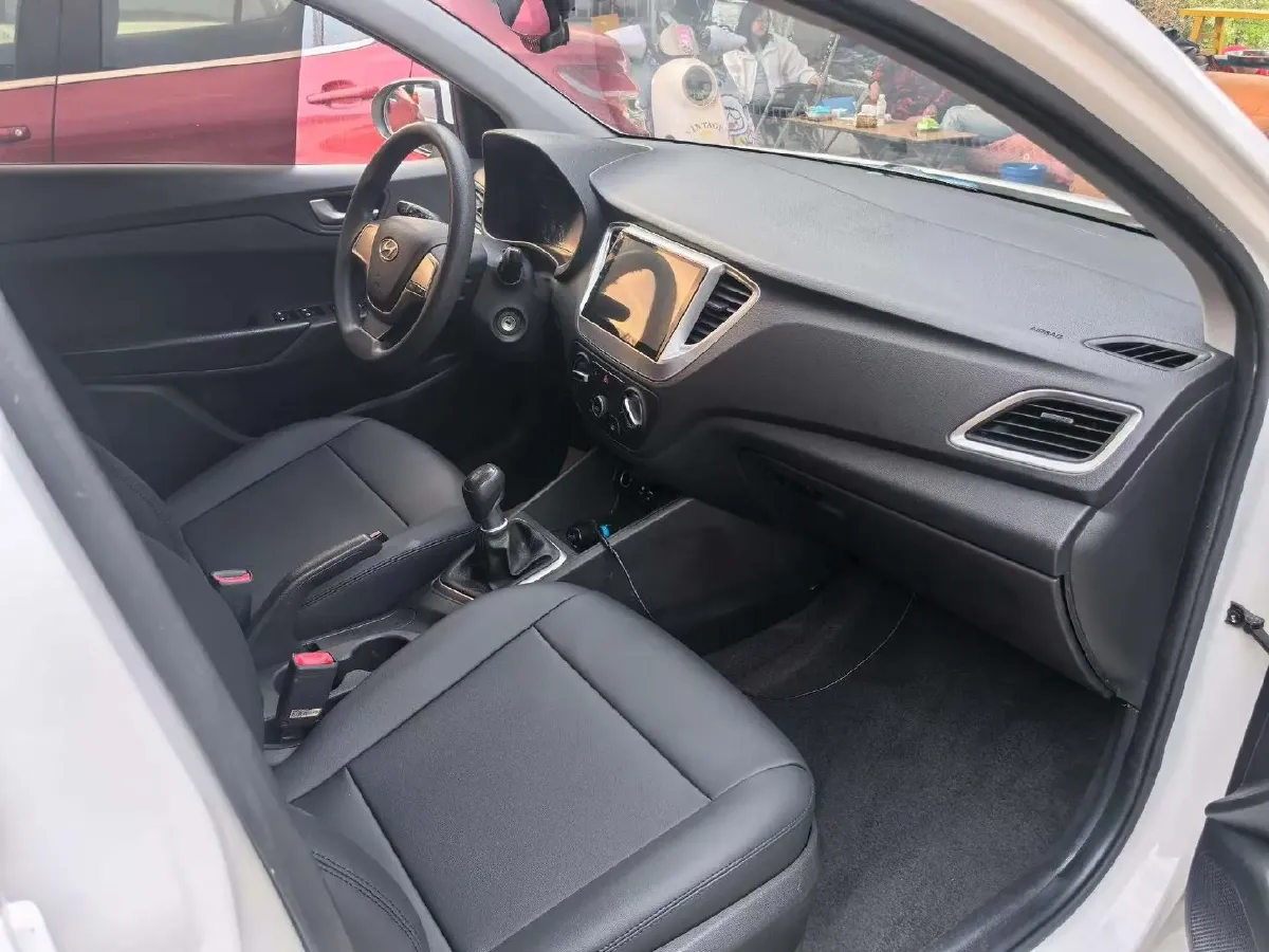 2016 Hyundai Verna 1.4L 100HP L4 6MT,autocango,china used car exporter,china ev exporter,chinese used car exporter,chinese used ev exporter