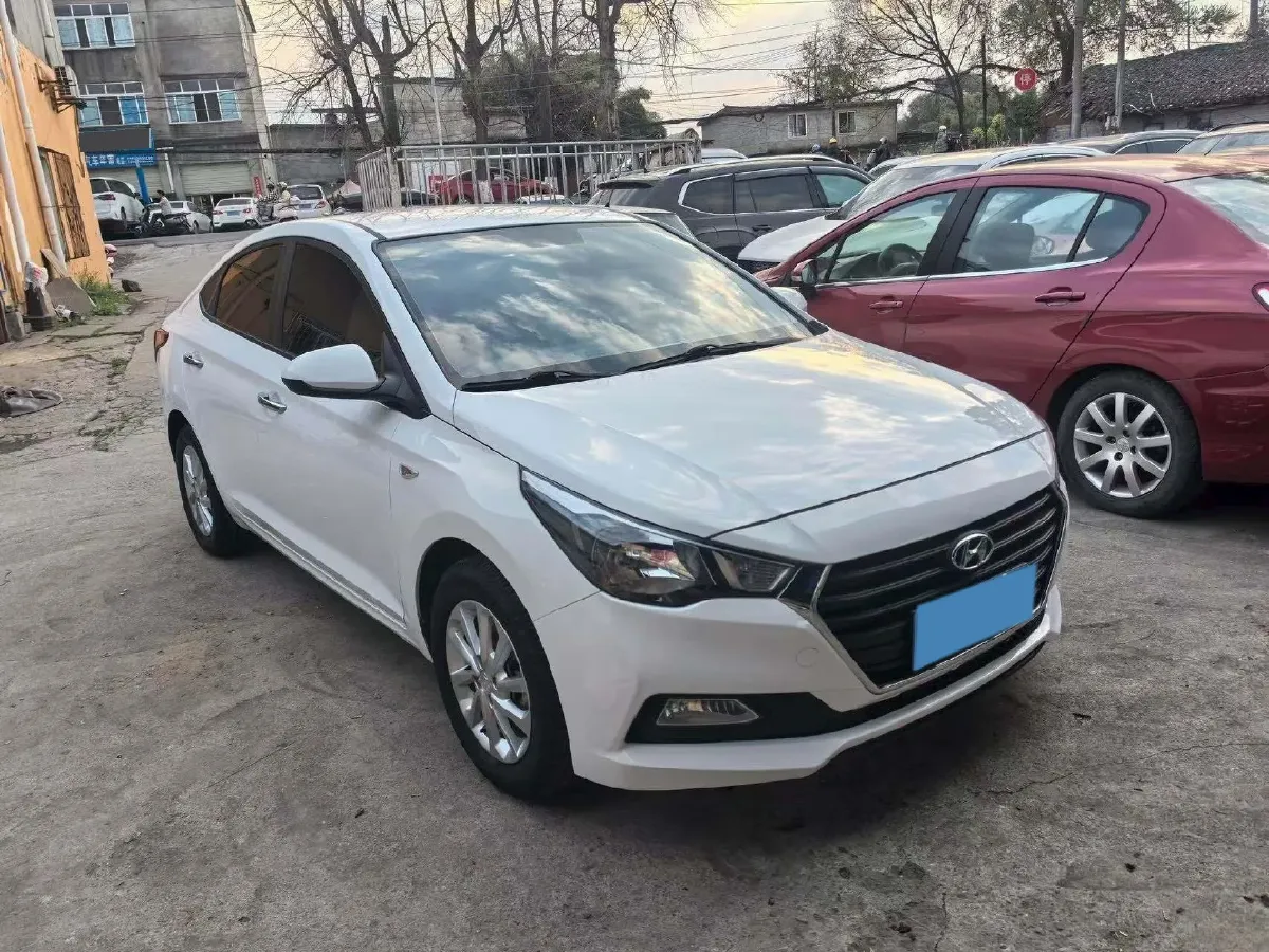 2016 Hyundai Verna 1.4L 100HP L4 6MT,autocango,china used car exporter,china ev exporter,chinese used car exporter,chinese used ev exporter