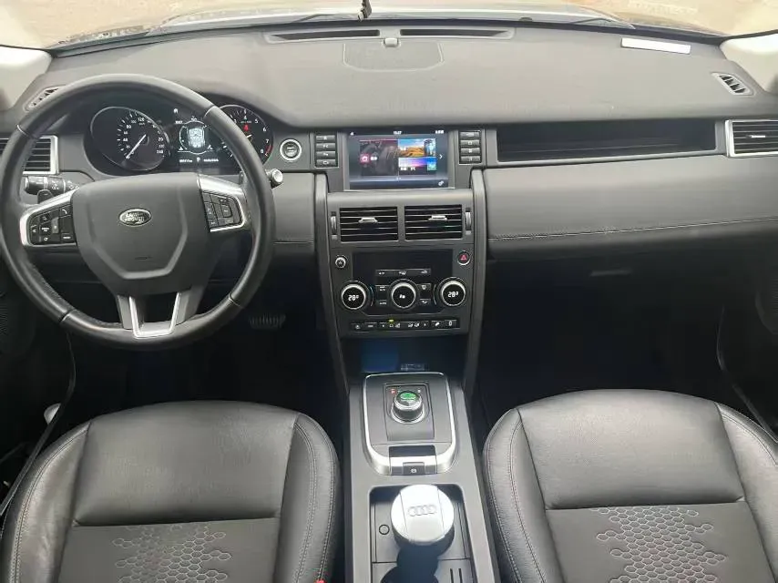 2019 Land Rover Discovery Sport 2.0T 241HP L4 9AT,autocango,china used car exporter,china ev exporter,chinese used car exporter,chinese used ev exporter