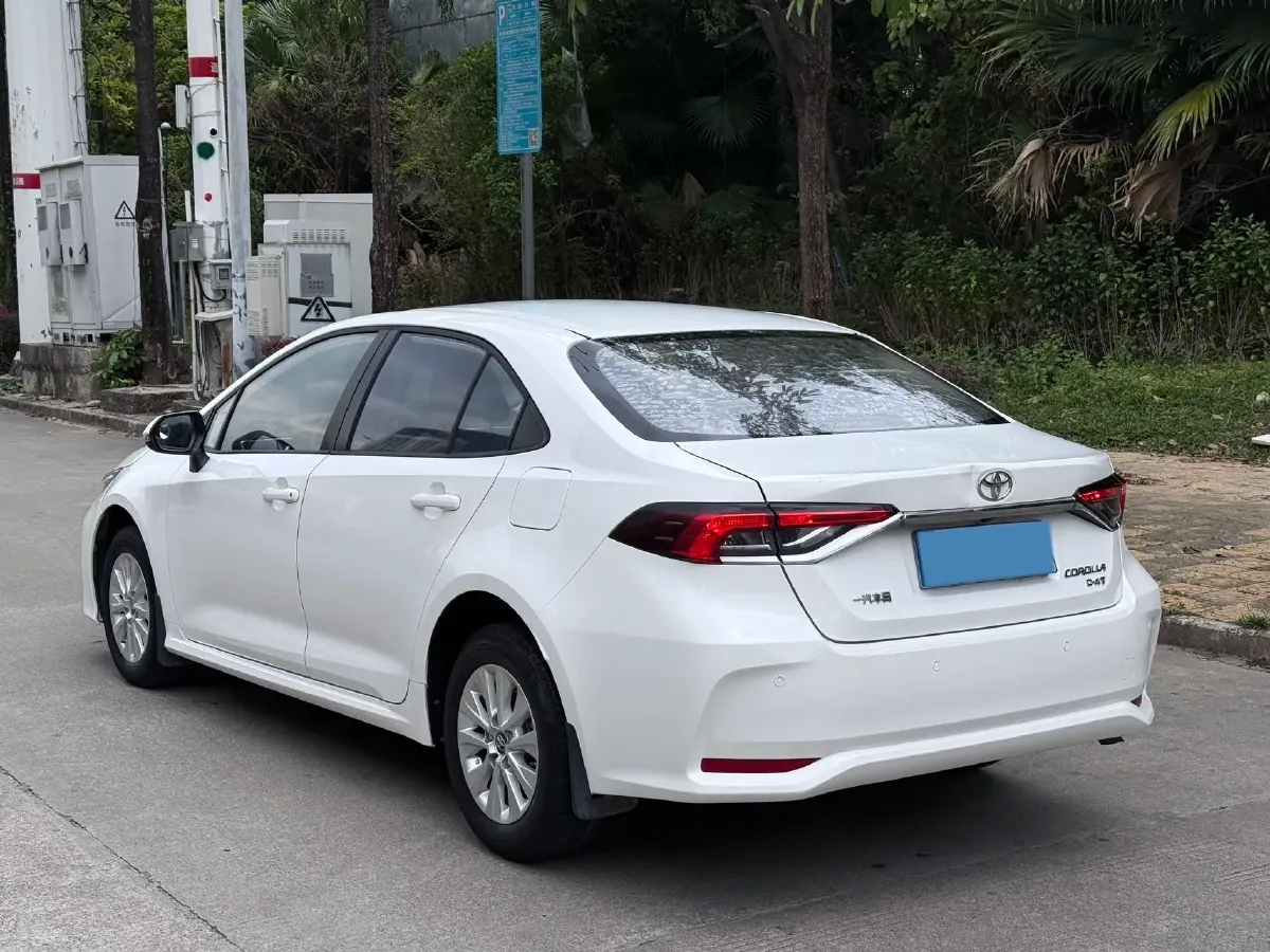 2021 Toyota Corolla 1.2T 116HP L4 CVT,autocango,china used car exporter,china ev exporter,chinese used car exporter,chinese used ev exporter