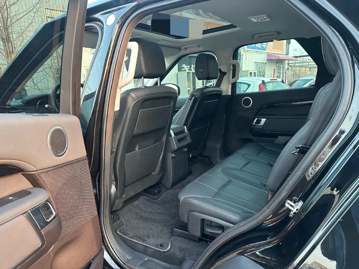 2018 Land Rover Discovery 3.0T 340HP V6 8AT,autocango,china used car exporter,china ev exporter,chinese used car exporter,chinese used ev exporter