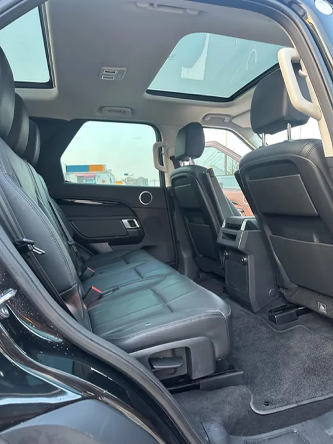 2018 Land Rover Discovery 3.0T 340HP V6 8AT,autocango,china used car exporter,china ev exporter,chinese used car exporter,chinese used ev exporter